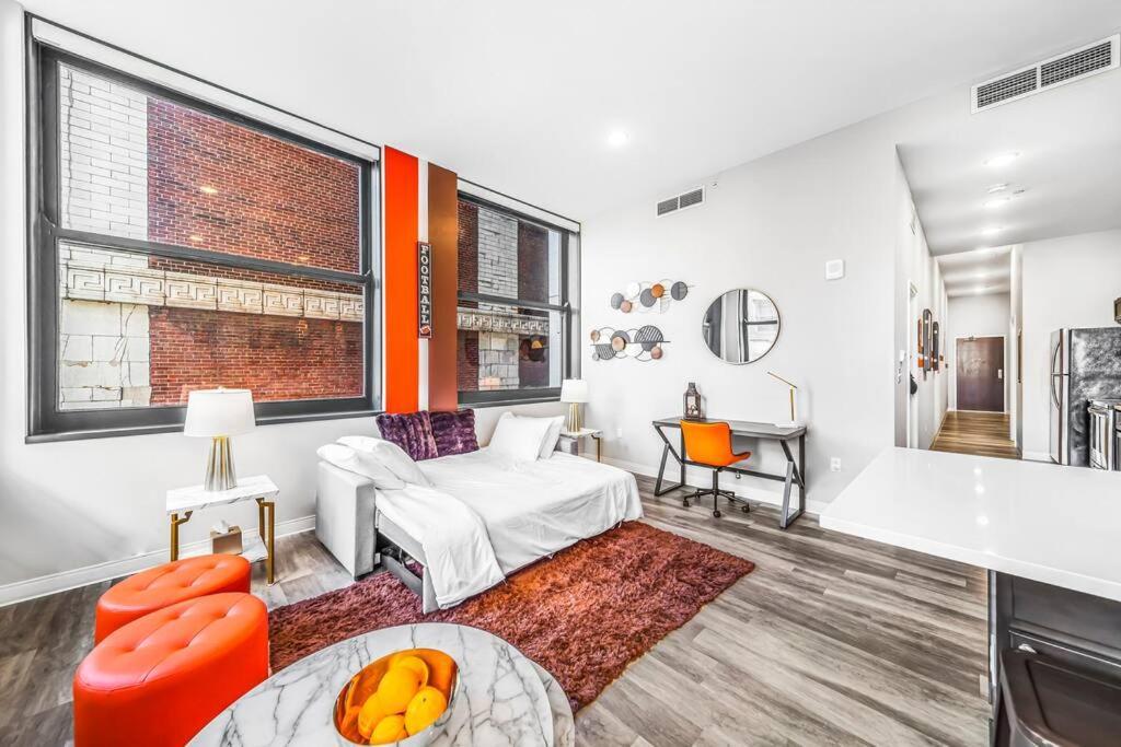Heart Of Dt With Corner View And With Free Pool & Steam 307 Apartment Cleveland Ngoại thất bức ảnh